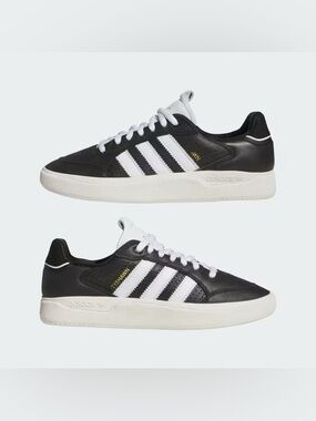ADIDAS TYSHAWN LOW CORE BLACK/CLOUD WHITE/CHALK WHITE, men's sz 10. New in box